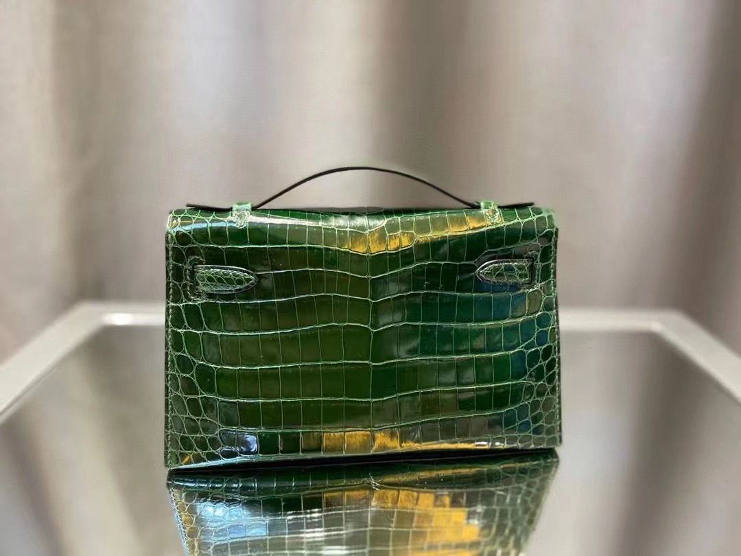 에르메스 켈리 포쉐트 그린 은장 샤이니 악어가죽